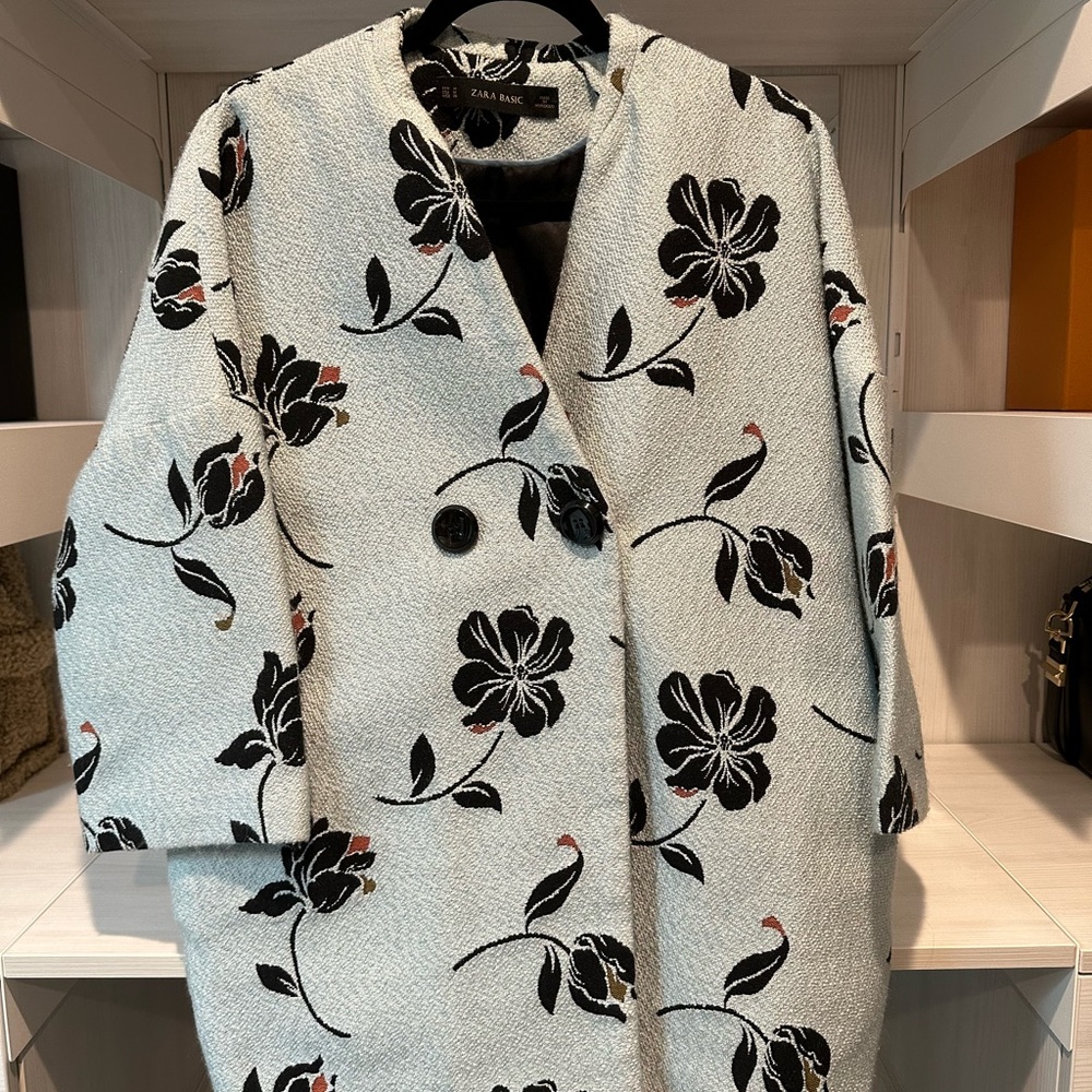 Zara coat - Picture 2 of 5
